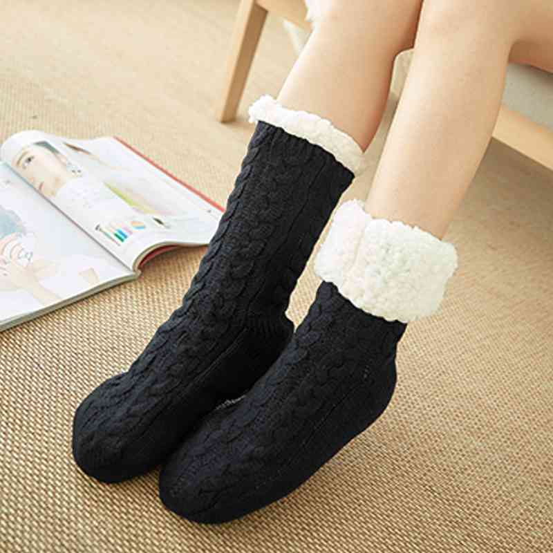 Winter Socks by Trendsi